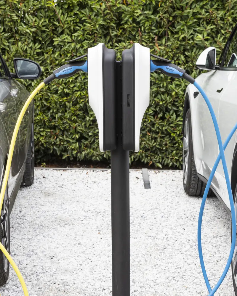 Wallbox PRO 7 kW or 22 kW Smart Charging Station